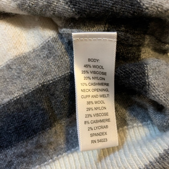 ❤️SOLD Banana Republic wool cashmere sweater - Picture 5 of 7